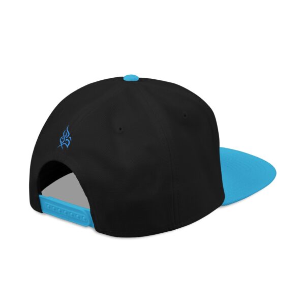 stylish embroidered snapback cap, perfect for casual outings, streetwear, gift ideas, or events